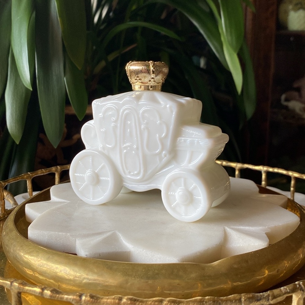 Vintage 1970’s Avon Royal Coach Milk Glass Gold Crown Carriage Decanter Bottle